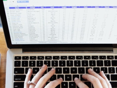 Anàlisi estadística de ràtios financeres amb la metodologia composicional